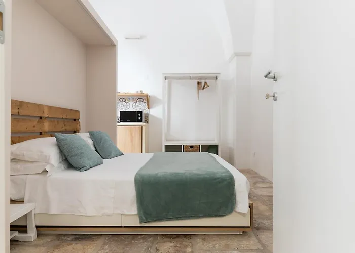 Casa Adele * 奥斯图尼